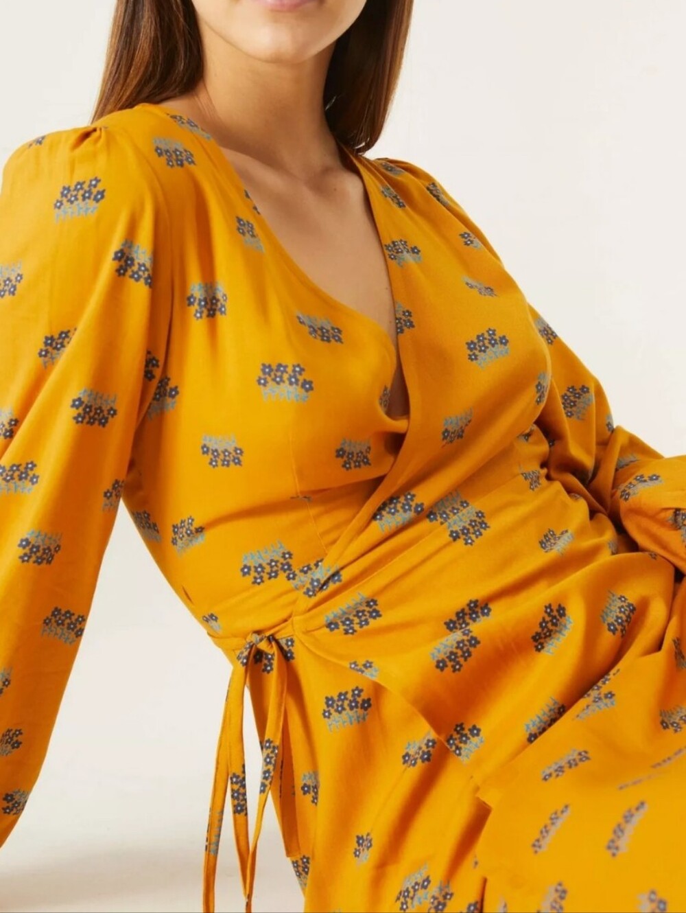 Compania Fantastica Aster Print Wrap Dress Midi Mustard Floral Modcloth NWOT M - Picture 4 of 12